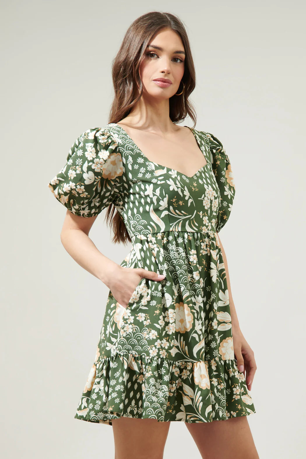 Sugarlips Fernwood Floral Ivy Sweetheart Mini Dress