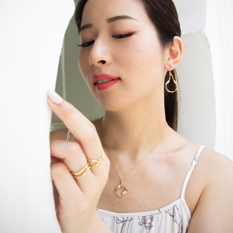 Cassie Necklace