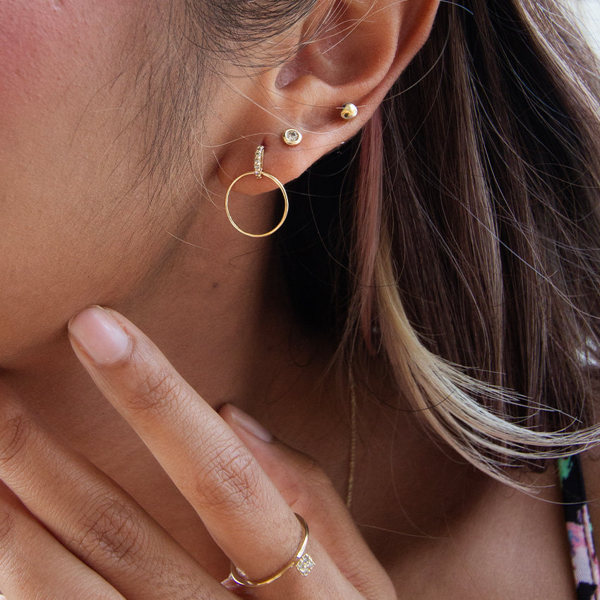 Diamond Circle 10k Gold Studs