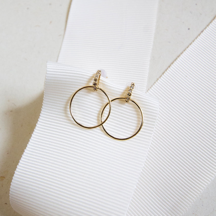 Diamond Circle 10k Gold Studs