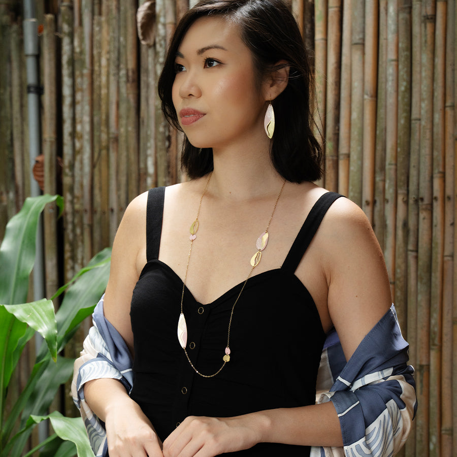 Dawn Bukit Necklace