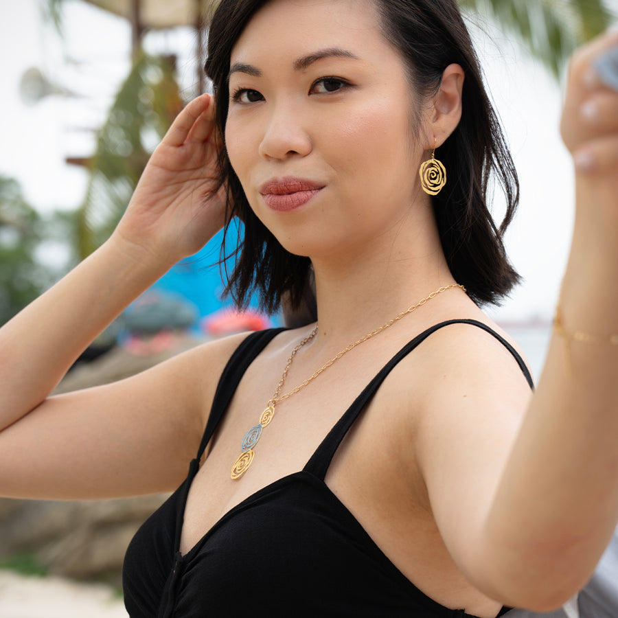 Rose Necklace