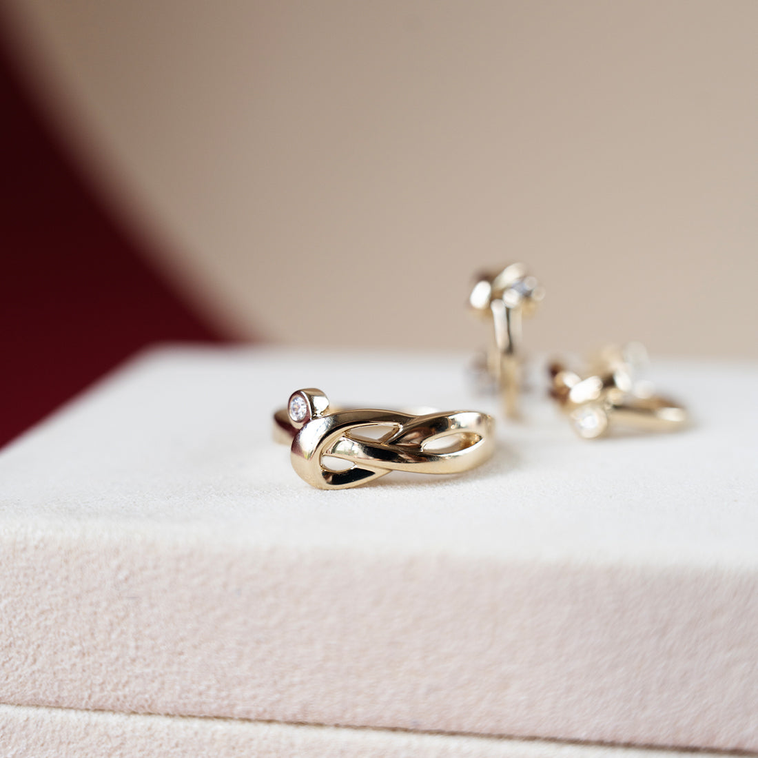 Intertwined Ring