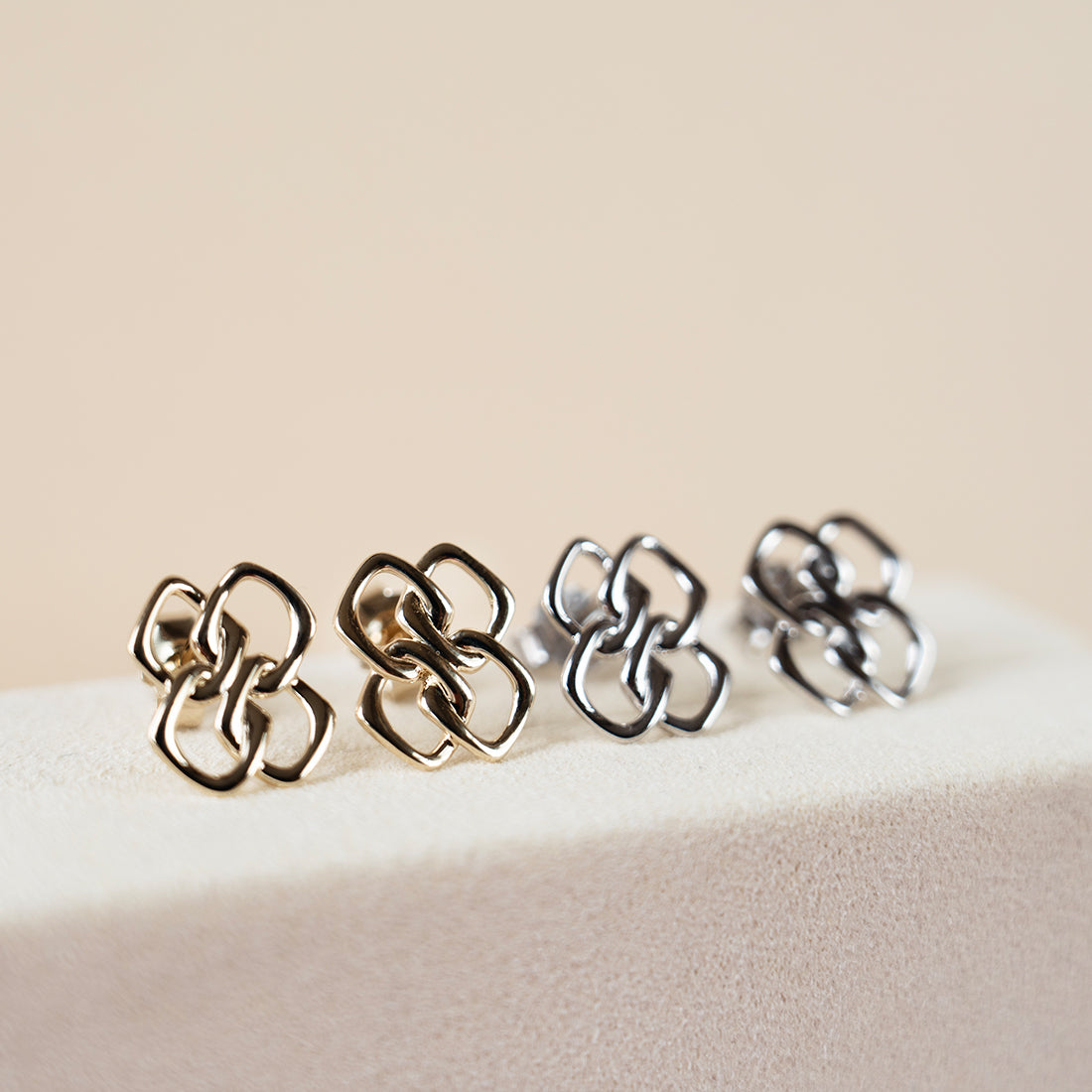 Interlace Studs