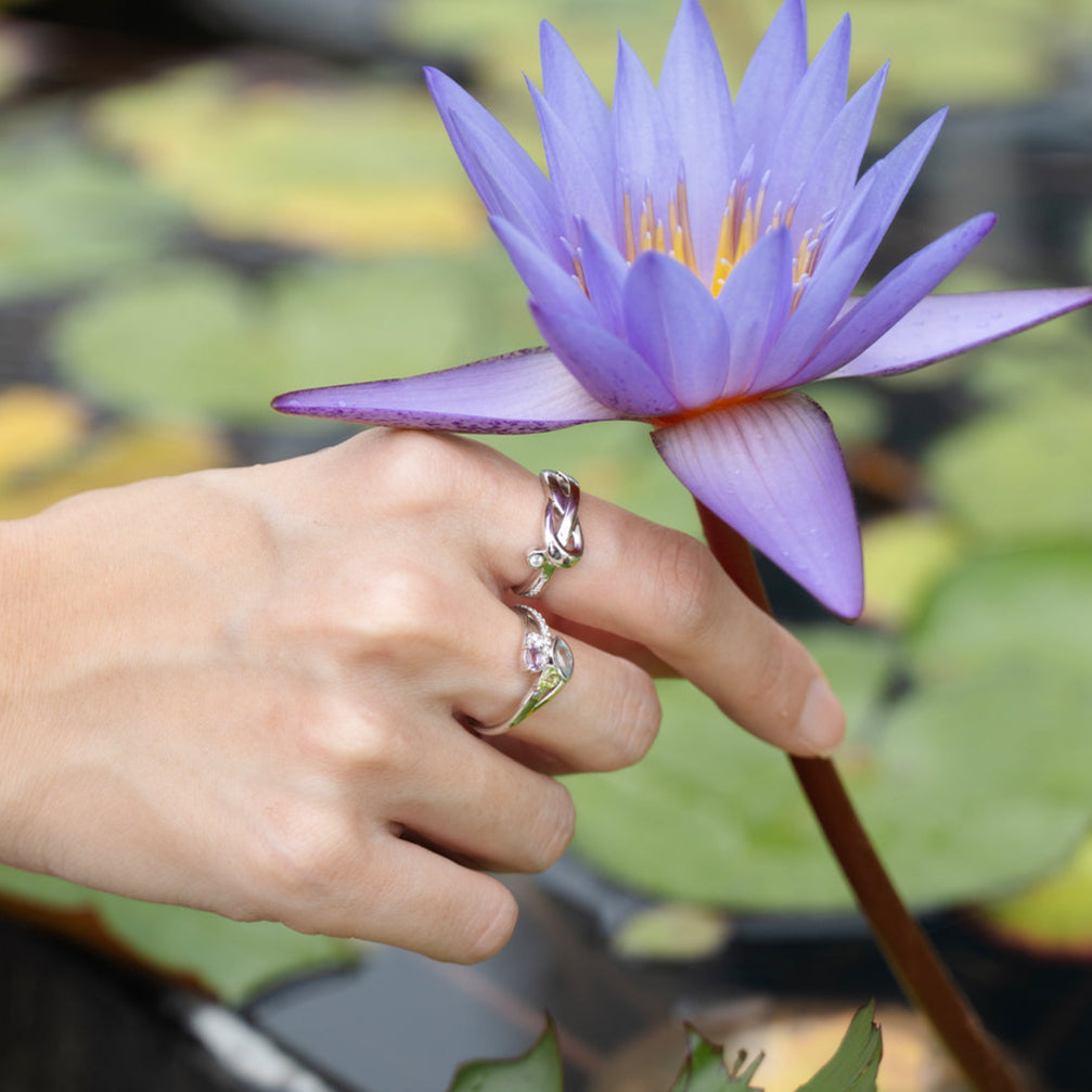 Intertwined Ring