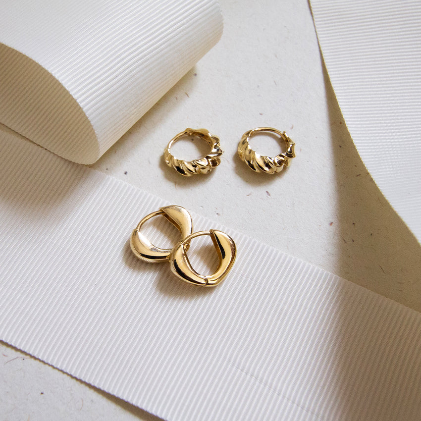 Stella Twisted 10k Gold Hoops
