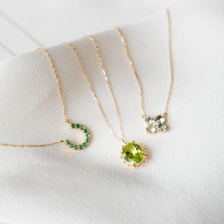 Emerald Horse Shoe Necklace