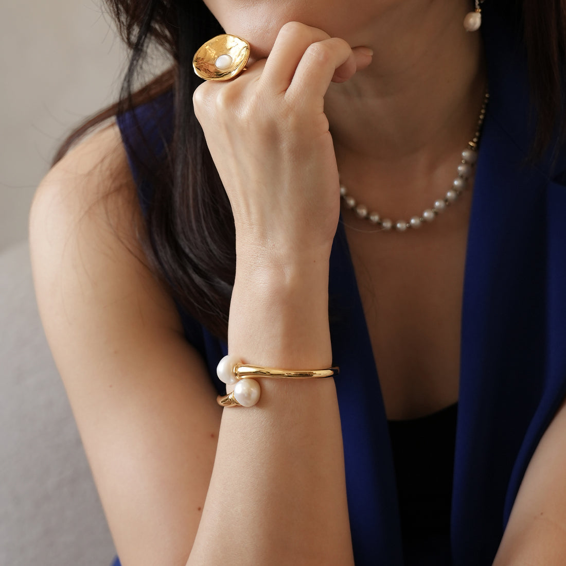 Velatti Twisted Double Freshwater Pearl Cuff