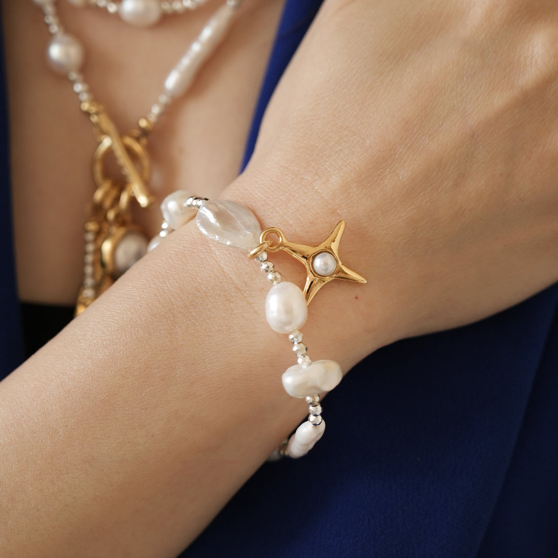 Velatti Celeste Star Freshwater Pearl Bracelet with Hematite
