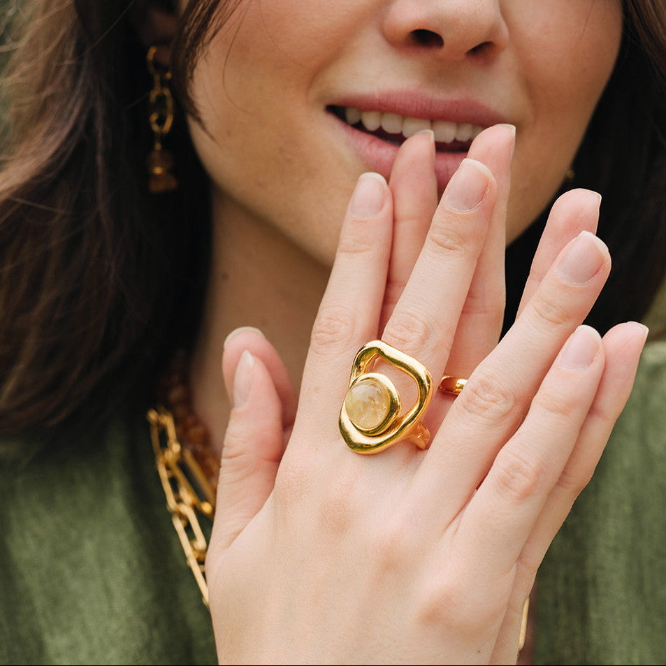 Velatti Trilunal Ring
