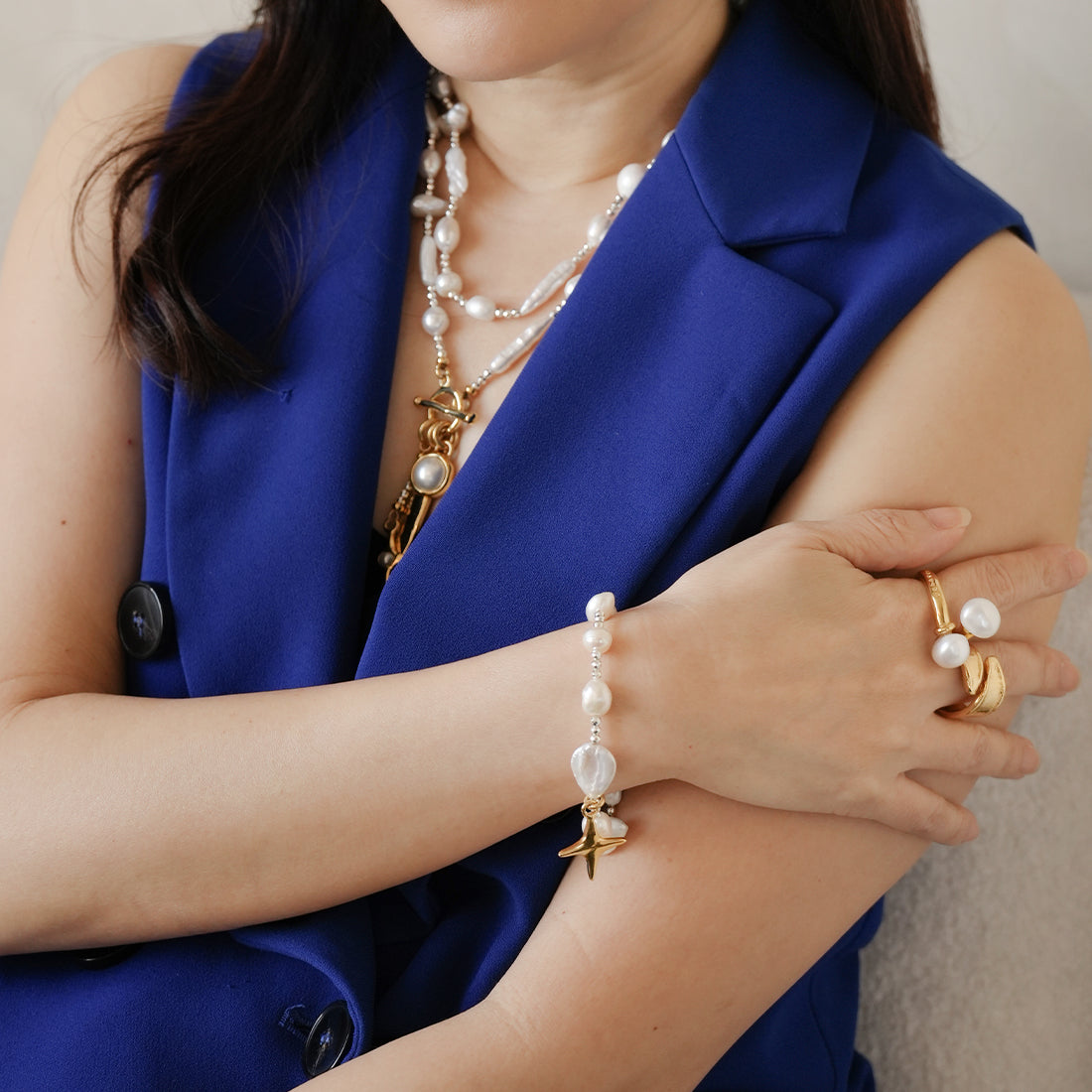 Velatti Celeste Star Freshwater Pearl Bracelet with Hematite