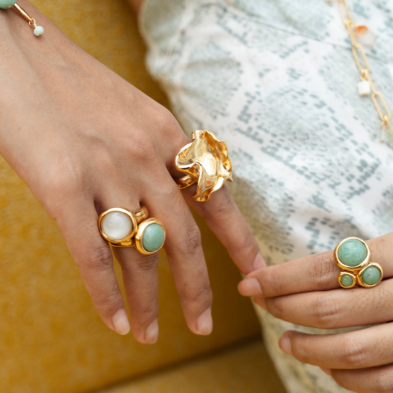 Velatti Leaf Motif Ring