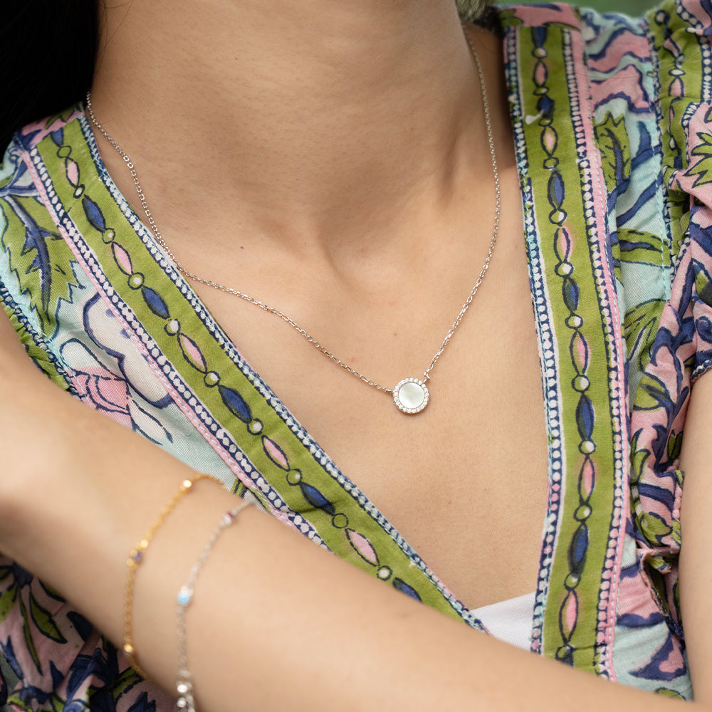 Sparkle Mother of Pearl Circle Necklace