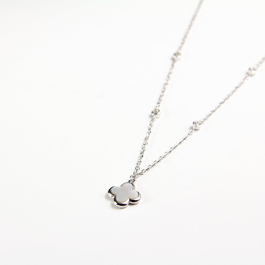 Mother of Pearl Clover with Zircon Necklace