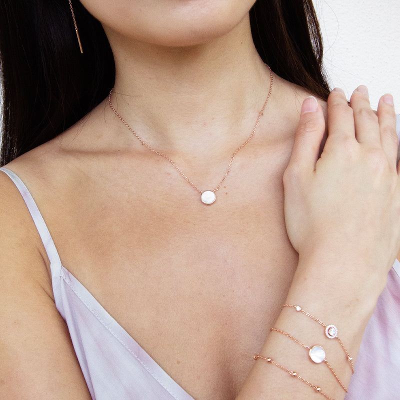 Circle Mother of Pearl Necklace
