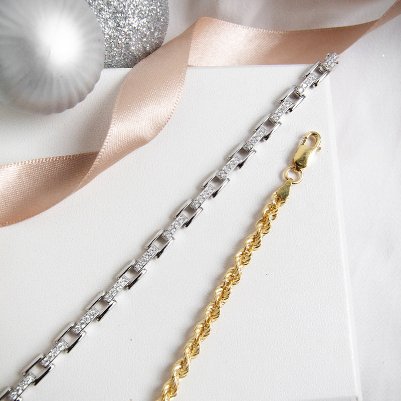 Leda Twist Bracelet