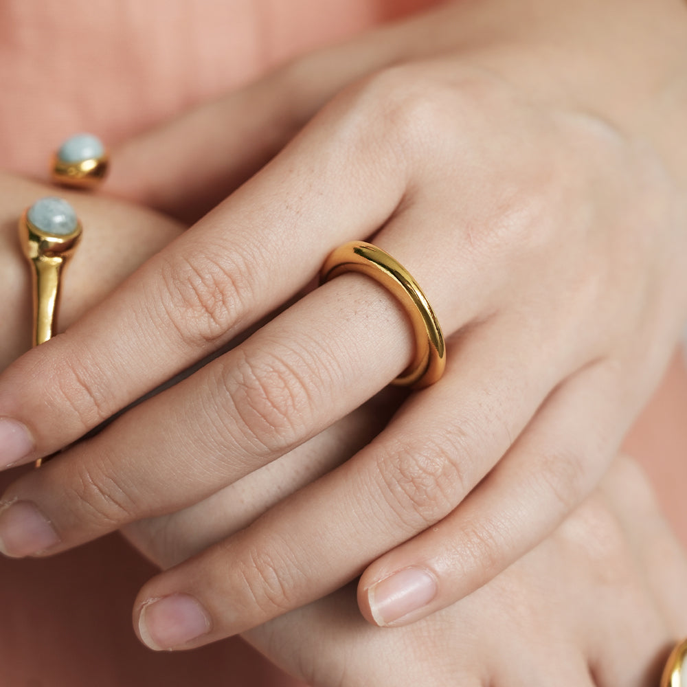 Velatti Arc Ring