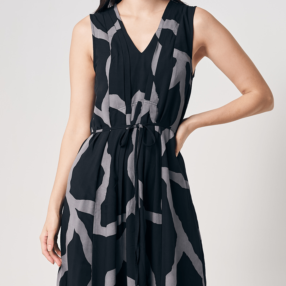 Batik Boutique Maxi Dress - Jet Chain