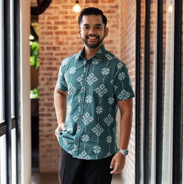 Batik Boutique Men's Batik Shirt - Emerald Songket