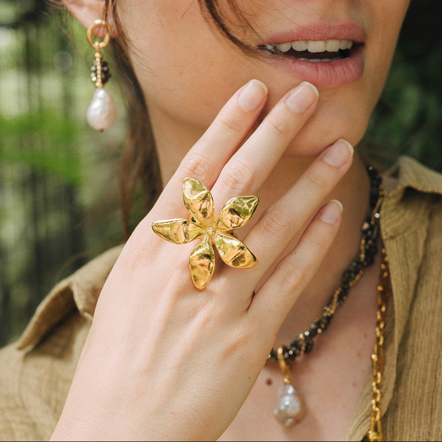 Velatti Open Petal Ring