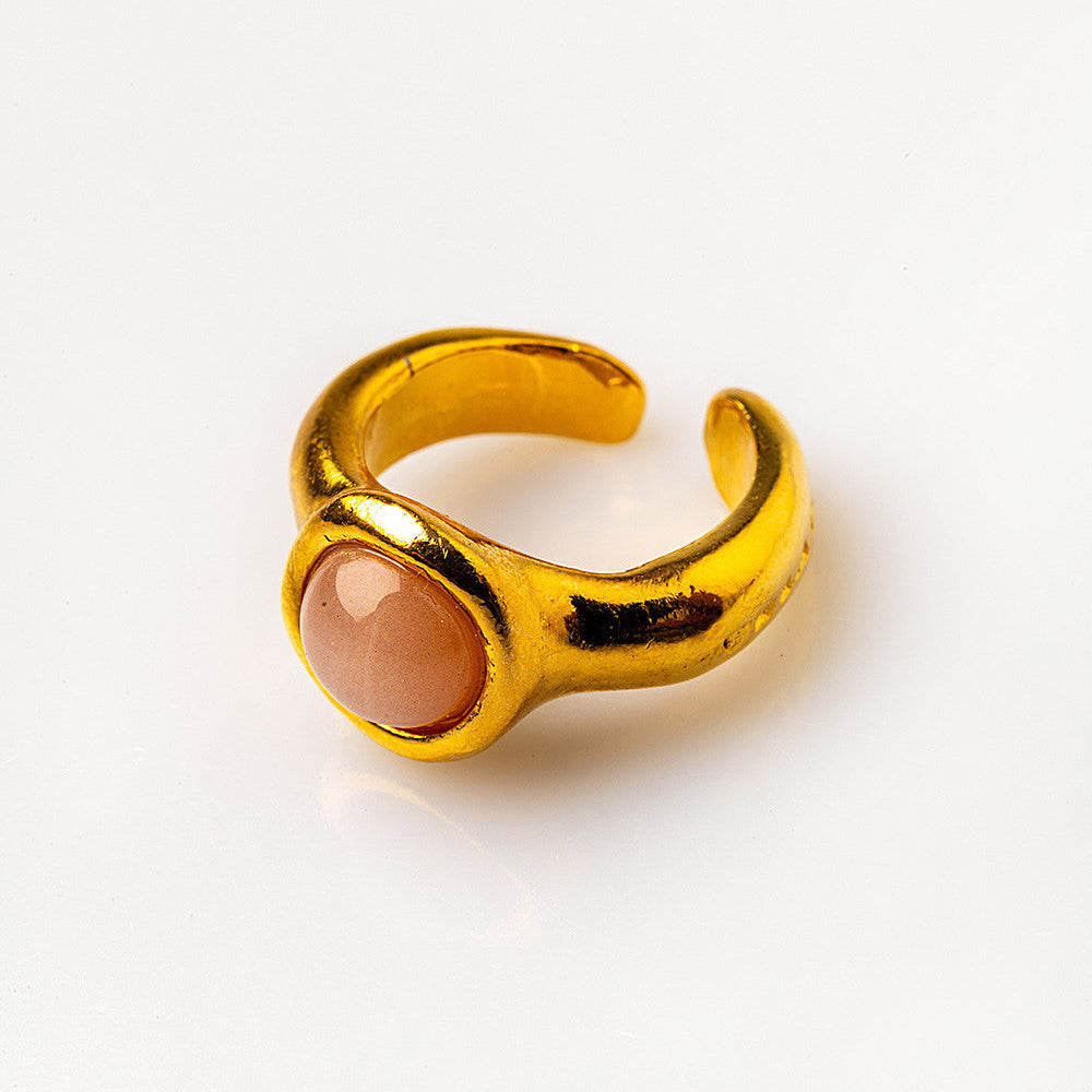 Velatti Single Small Peach Moonstone Ring