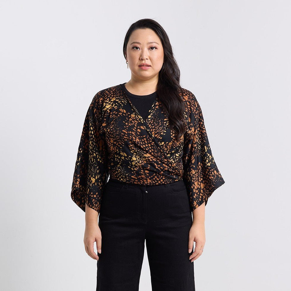 Batik Boutique Tie Front Kimono - Black Leopard