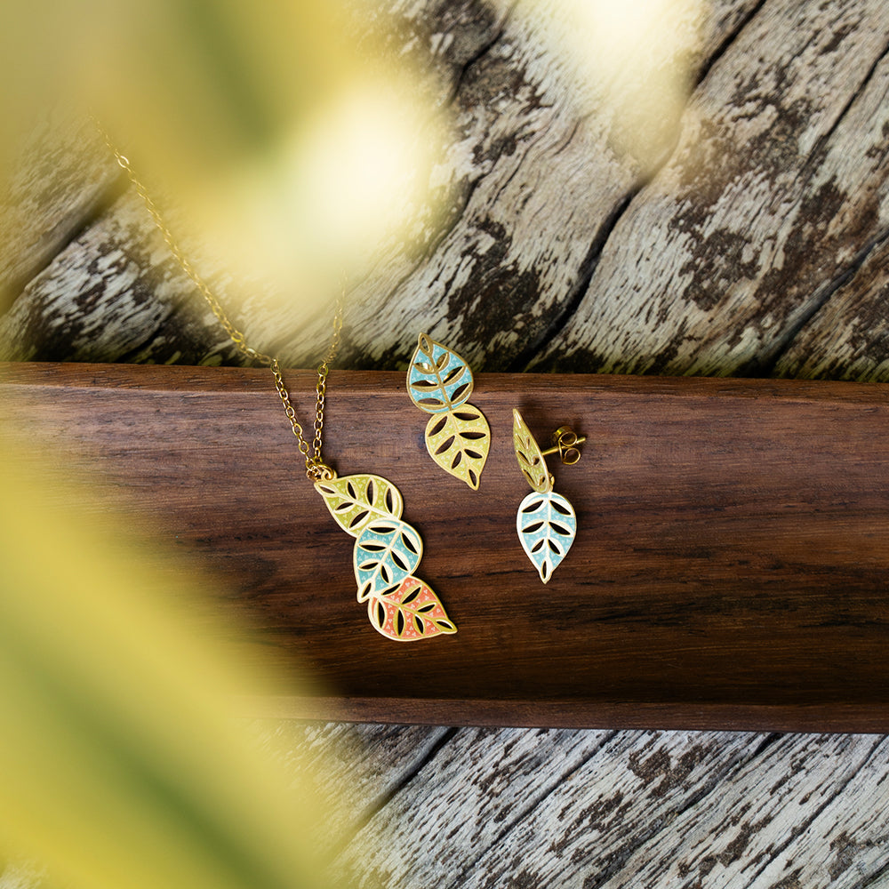 Daun Earrings