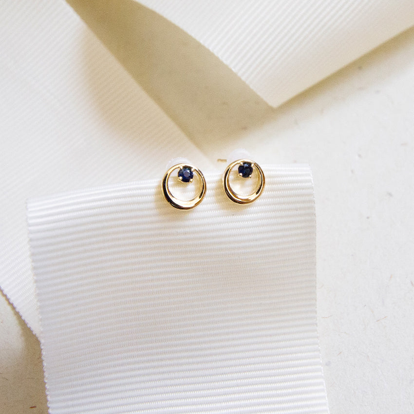 Sapphire Circle 10k Gold Studs