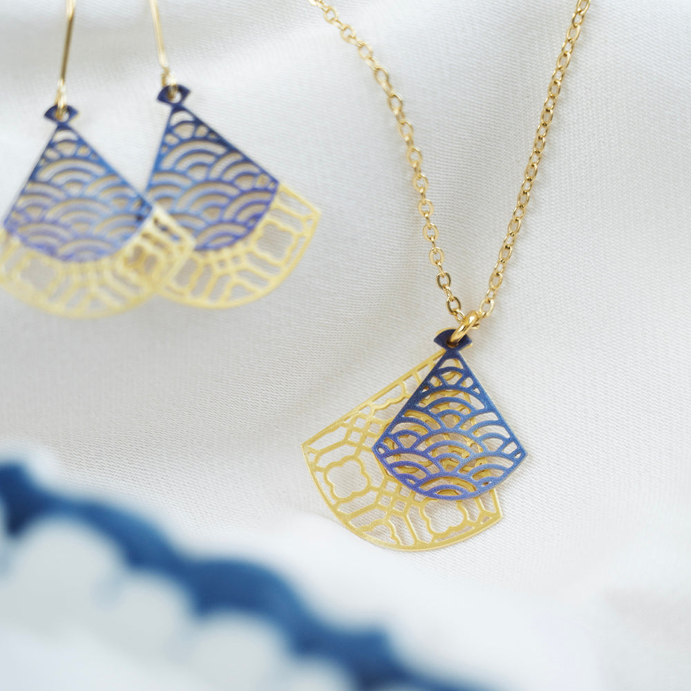 Fan Necklace