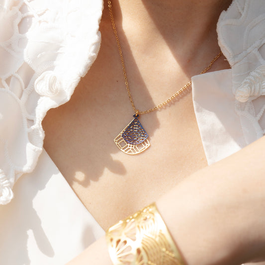 Fan Necklace