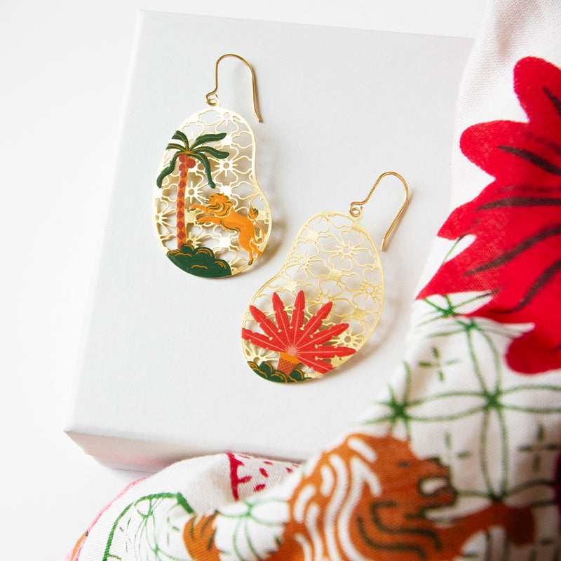 Lion Frolicking Earrings