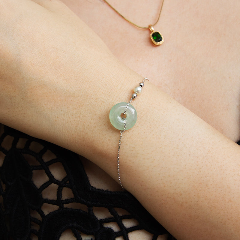 Jade Donut and Freshwater Pearl 18k White Gold Bracelet