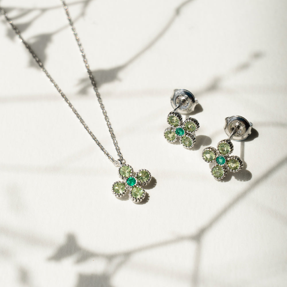 Gem Bloom Necklace with Peridot