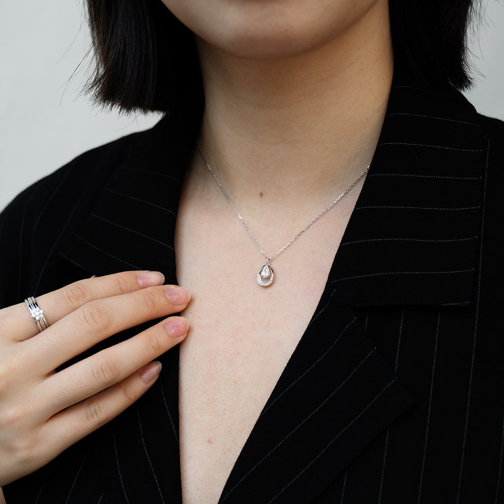 Teardrop Sparkle Necklace