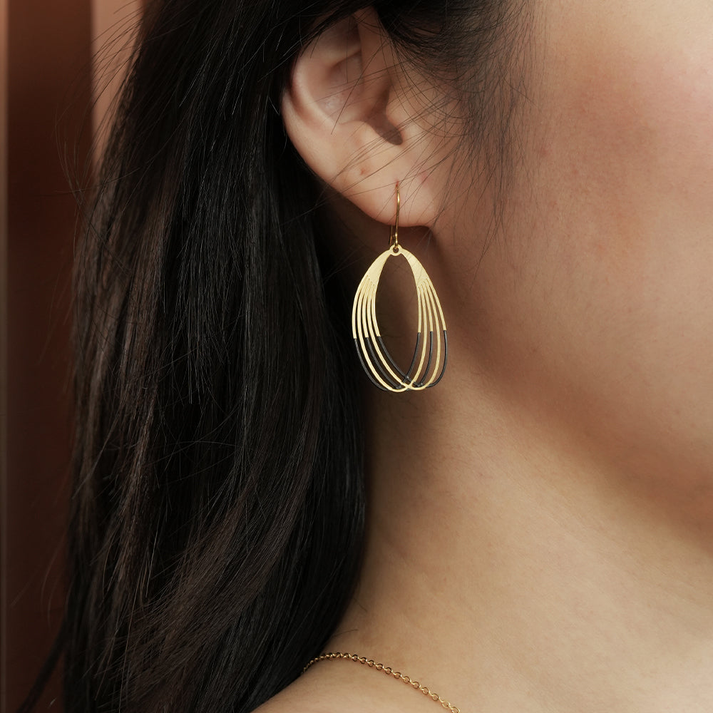 RAS Orbit Black Earrings