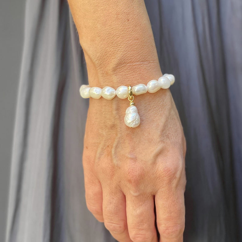 Velatti Pearl or Aquamarine Stretch Bracelet