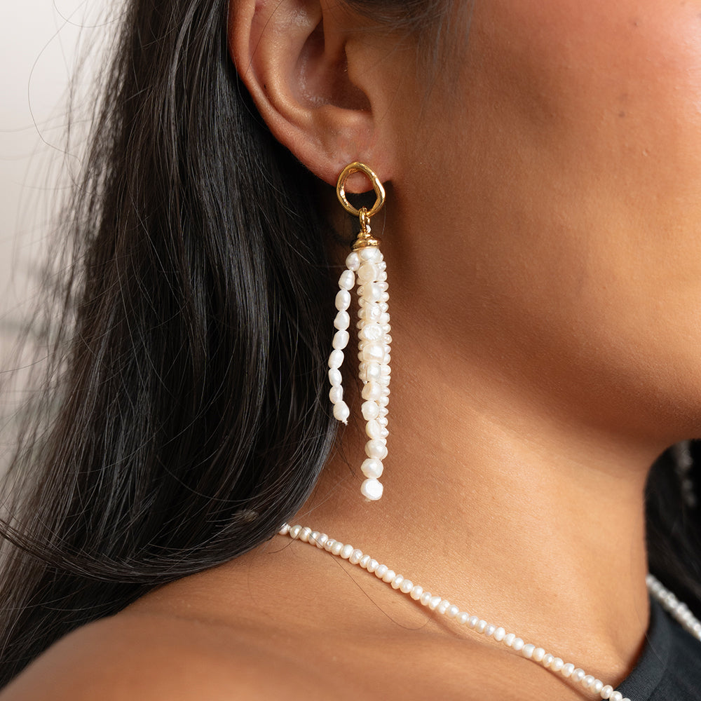 Velatti Cascada Pearl Earrings
