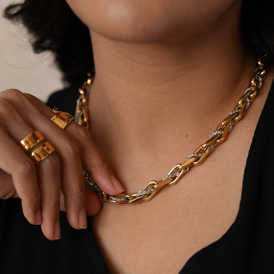 Velatti Threaded Link Necklace with Silver Threads