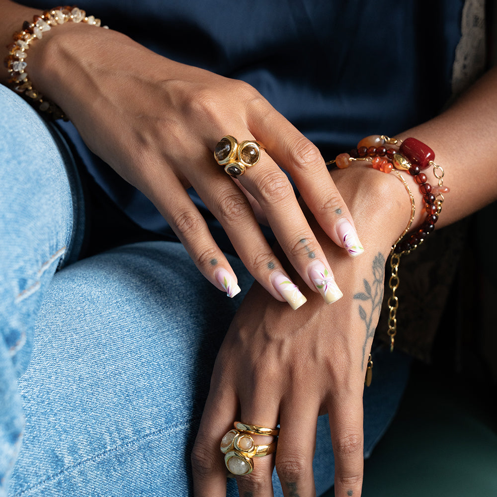 Velatti Curved Triple Gem Ring