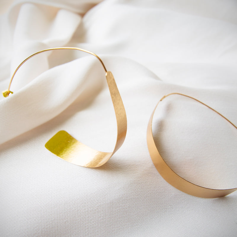 XL Curves Loop Earrings
