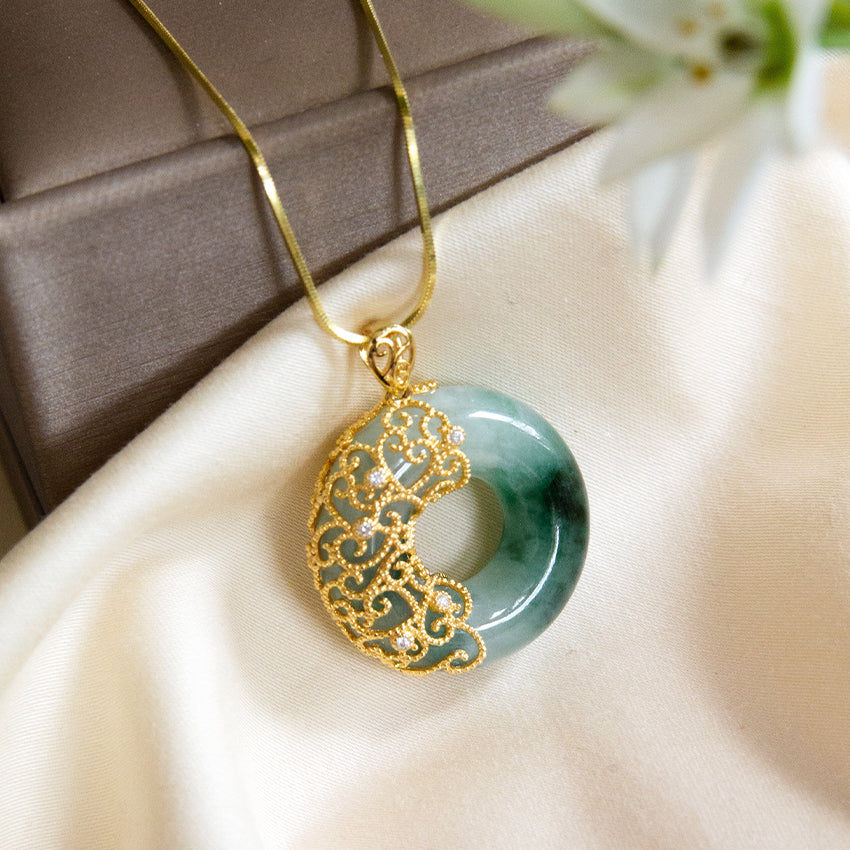 (PRE-ORDER) Filigree Jade Pendant with Diamonds