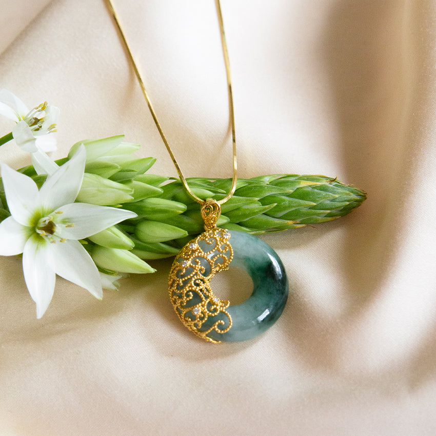 (PRE-ORDER) Filigree Jade Pendant with Diamonds