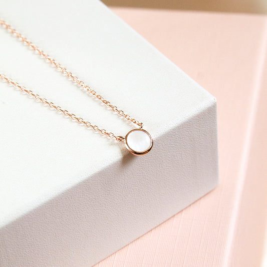 Mother of Pearl Circle Necklace