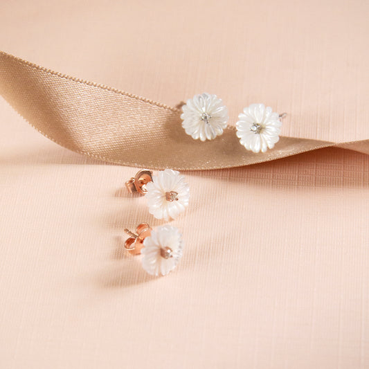 Daisy Mother of Pearl Studs